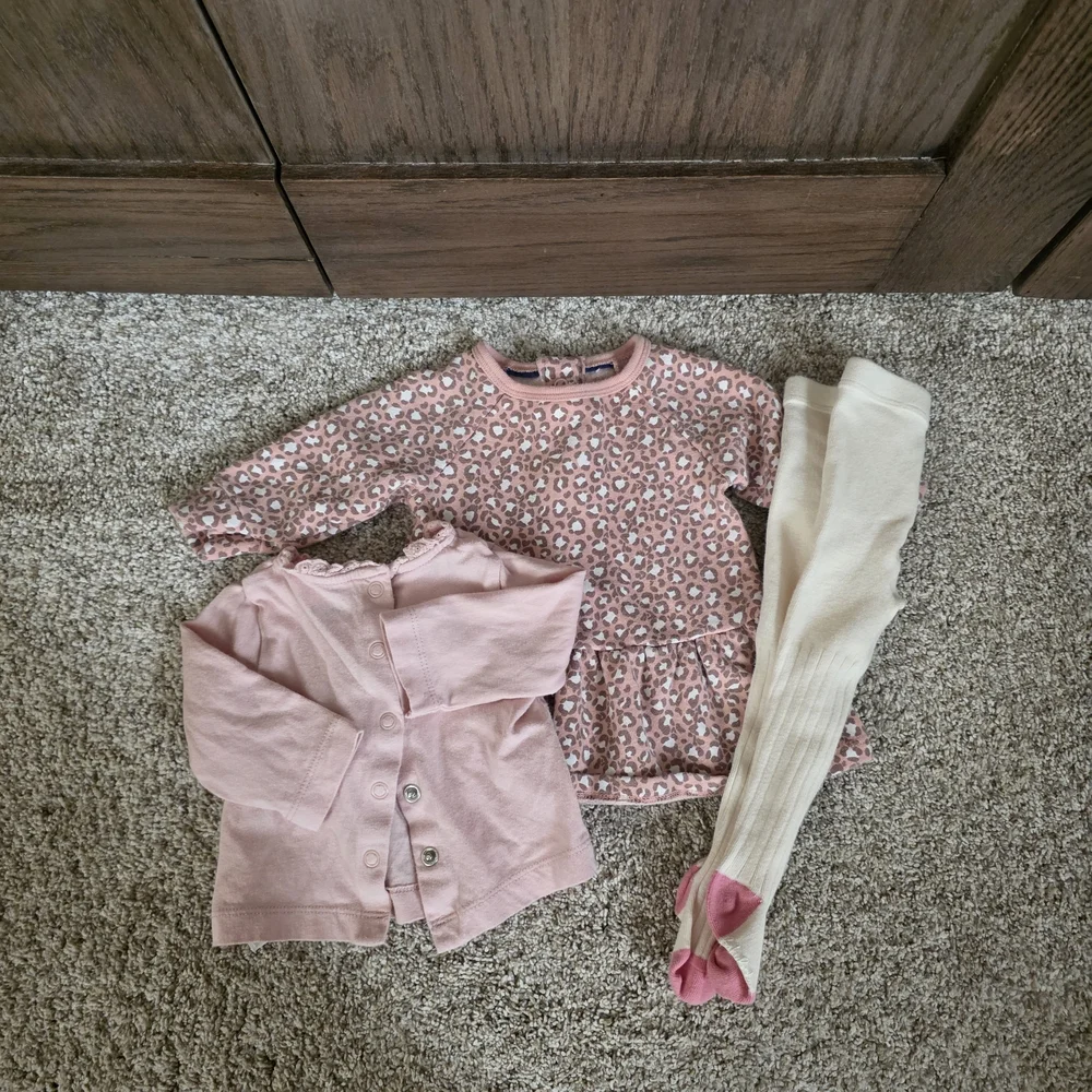 Baby Boden Leopard Dress Outfit - Picture 1 of 6